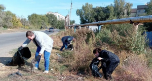 Городские субботники проходят в Астрахани